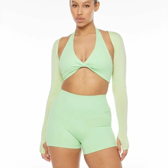 Crop Shop Boutique CSB Minimal Shrug in Lucky Charm - Size S - Picture 2 of 4